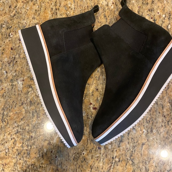 Antonio Melani Brexton Wedge Bootie - Picture 5 of 7